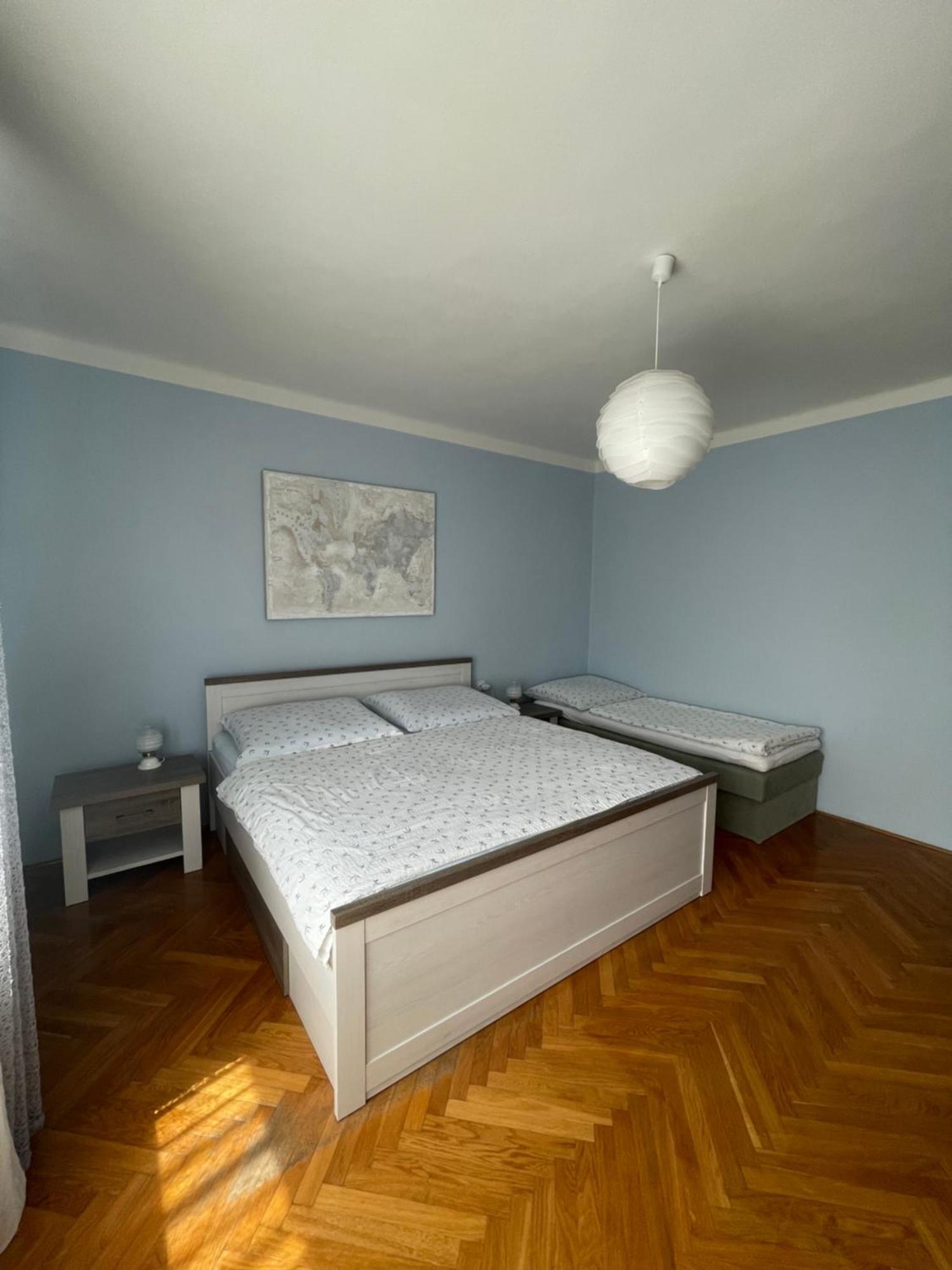 Apartman Pro 4 Osoby Česká Skalice Extérieur photo